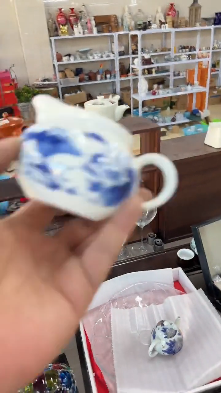 茶具.............