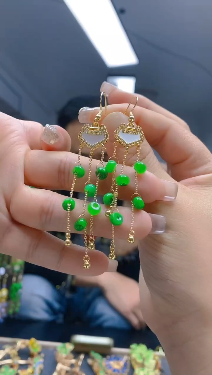 【闪购商品】翡翠耳饰合金503翡翠耳钩