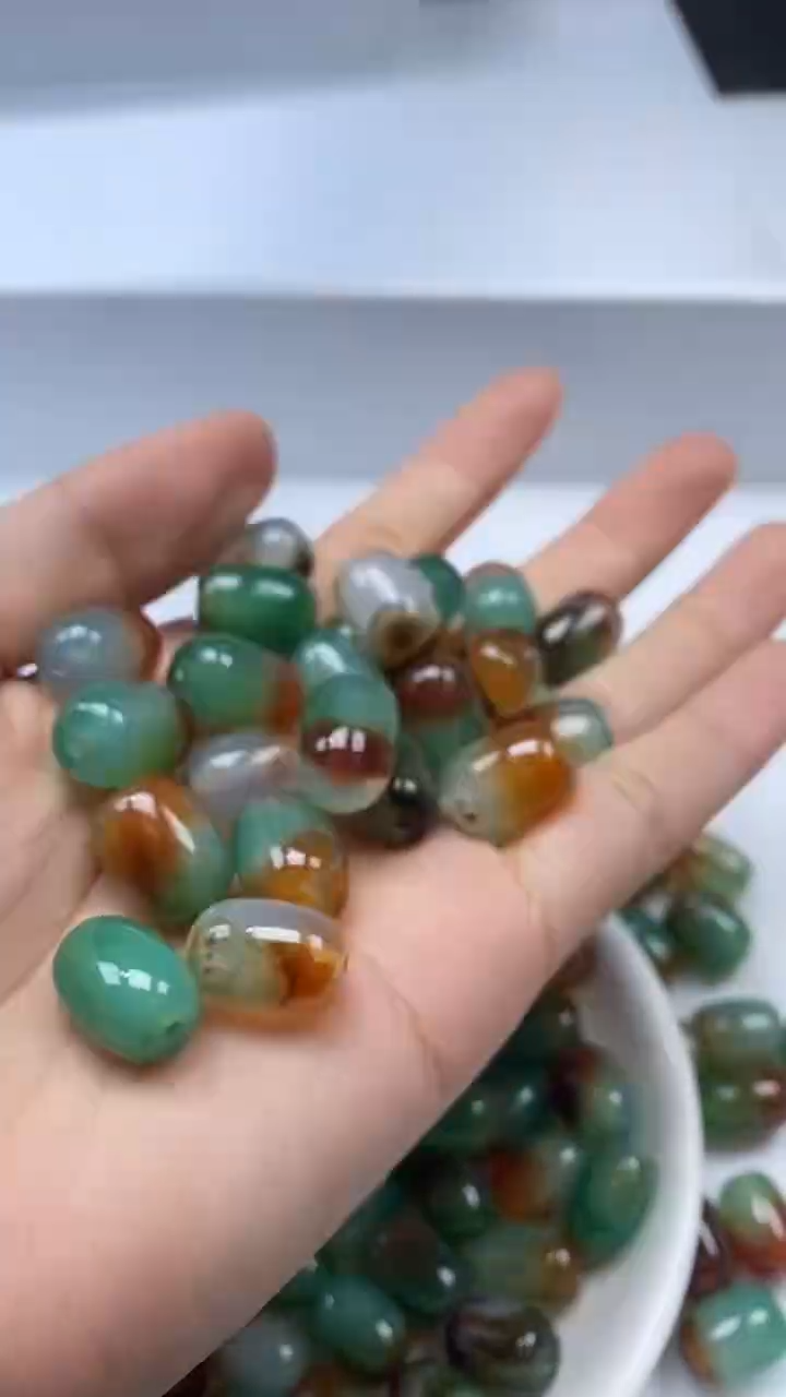 未镶嵌颈饰玛瑙/玉髓W2630-孔雀玛瑙14*10mm*6颗