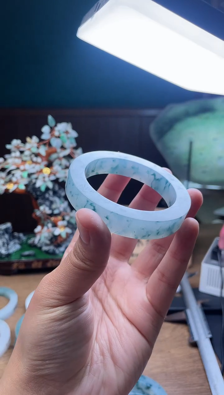 【闪购商品】定制翡翠手镯未镶嵌定制