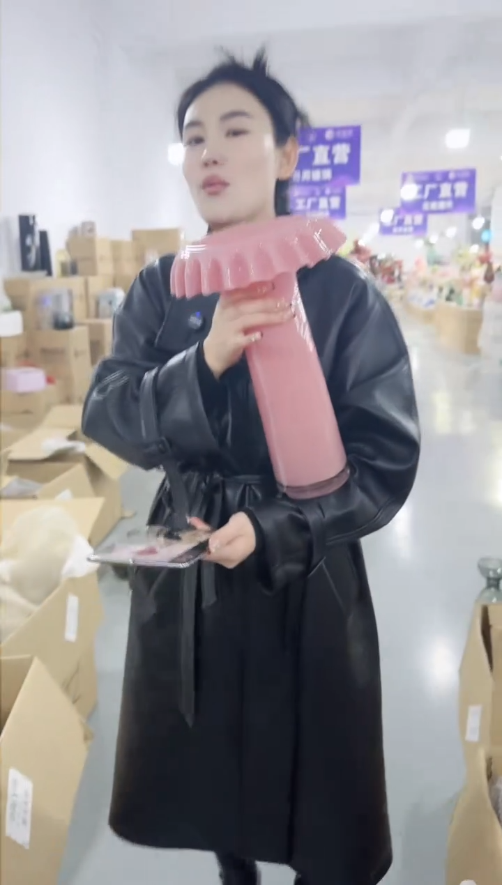 【闪购商品】无铅玻璃UU外贸花瓶微瑕-JQW45