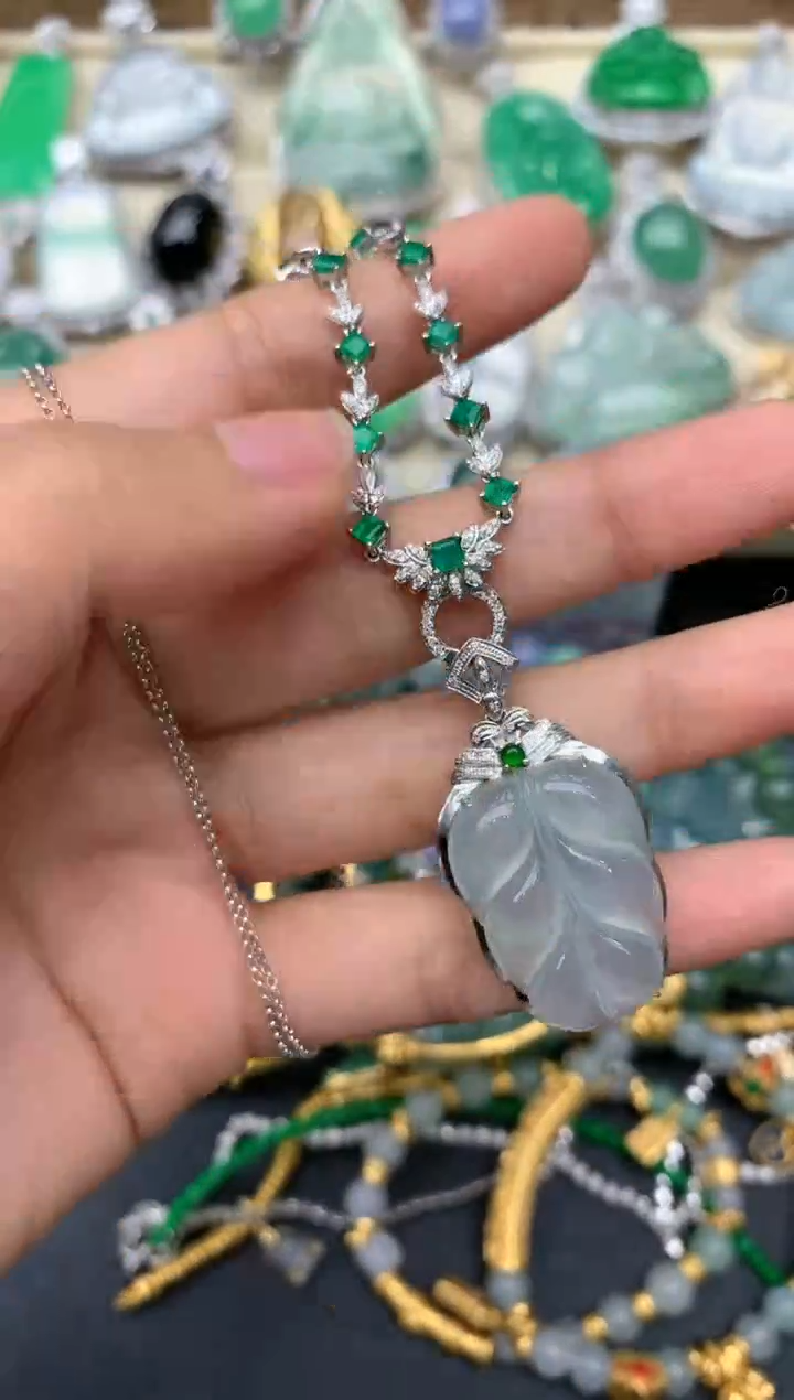 【闪购商品】翡翠颈饰18K金镶嵌304-中国好珍宝