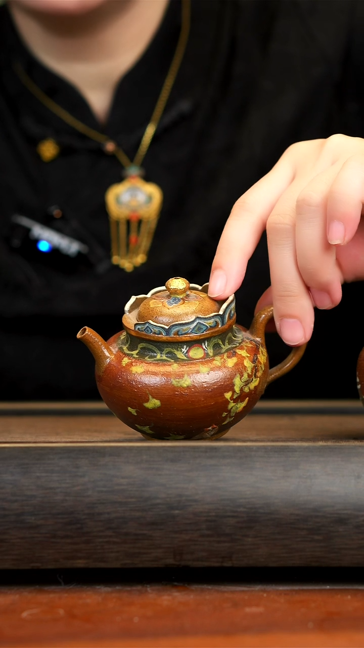 【闪购商品】紫砂茶壶故宫的秋