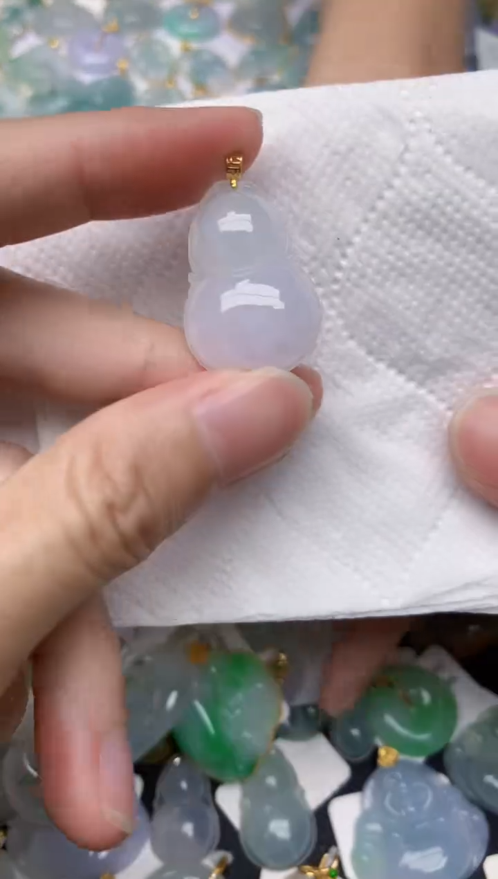 翡翠18K金镶嵌颈饰天然A货翡翠