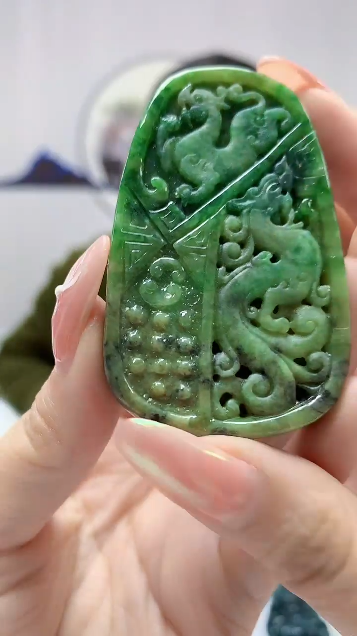 【闪购商品】定制翡翠未镶嵌4917DD-毛货挂件126