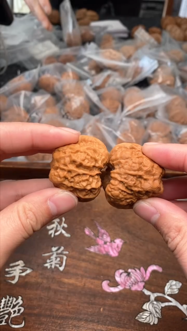 【闪购商品】文玩核桃吊坠G75号40尺蛤蟆