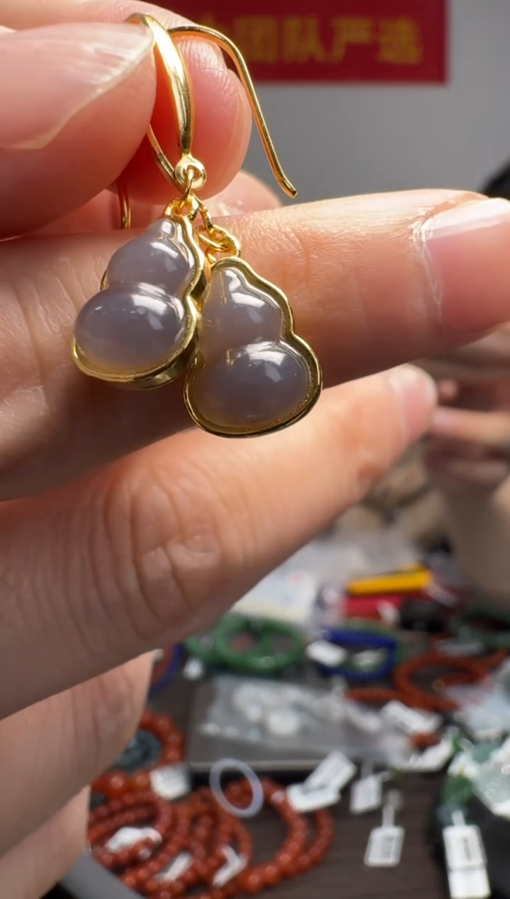 银S925镶嵌和田玉耳饰约7*10mm和田玉烟紫S925银耳坠