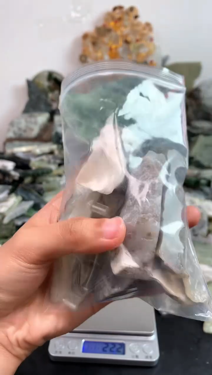 未镶嵌和田玉摆件59