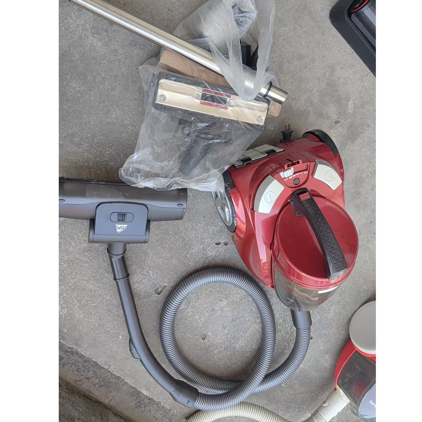 9新 小狗 （二手）华南仓除螨仪/吸尘器功能完好