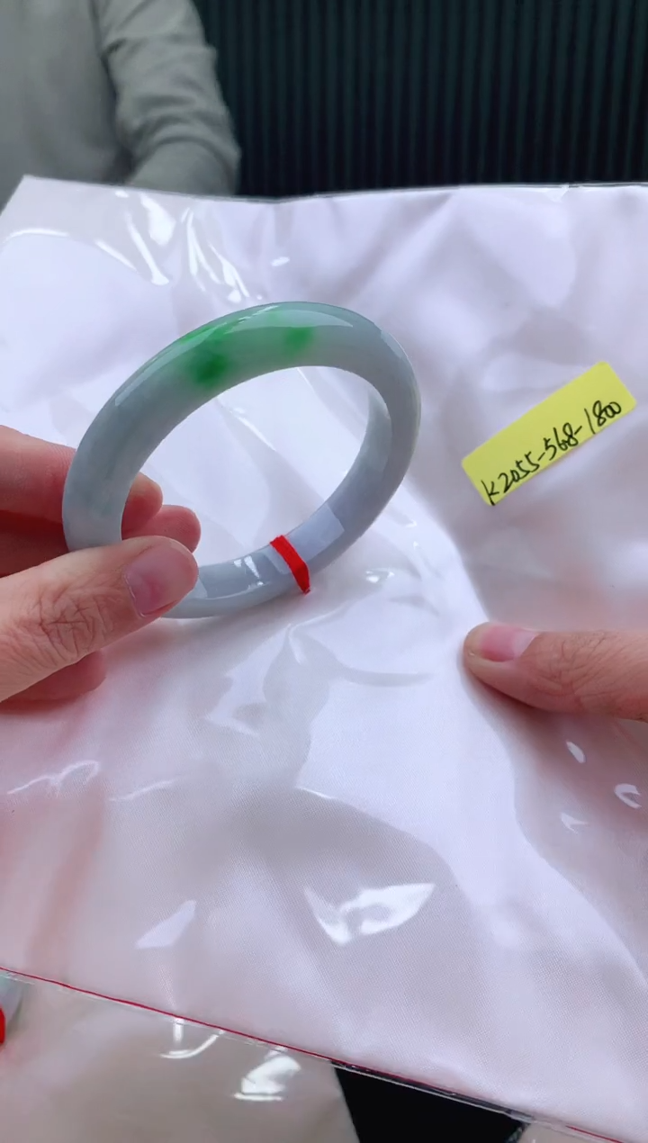 未镶嵌手镯翡翠56+