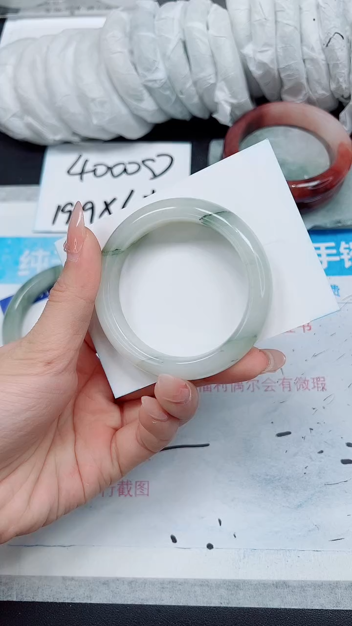 【闪购商品】石英质玉手镯未镶嵌A46-51/52