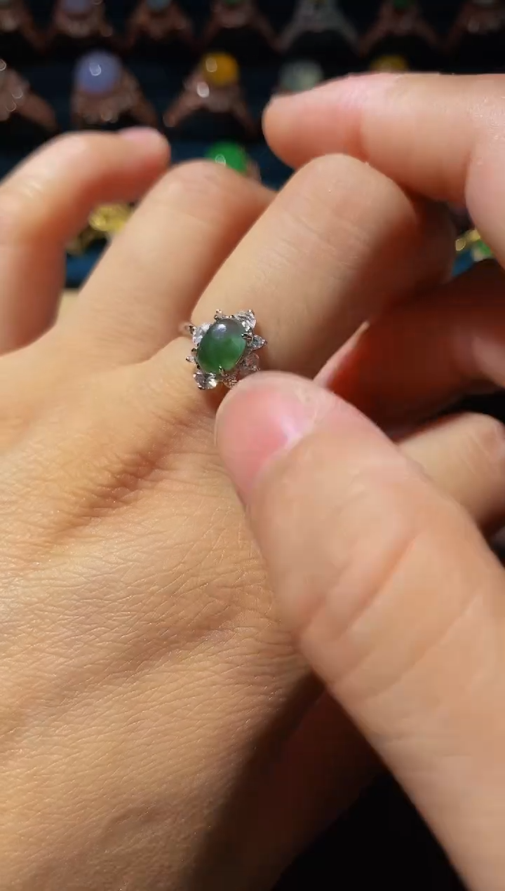 翡翠戒指银S925镶嵌.............