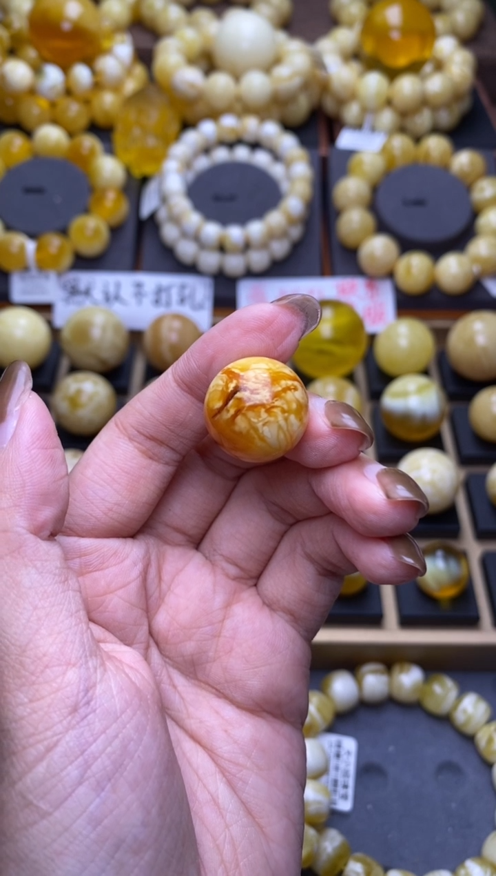 【闪购商品】琥珀裸石未镶嵌大小姐珠宝严选89