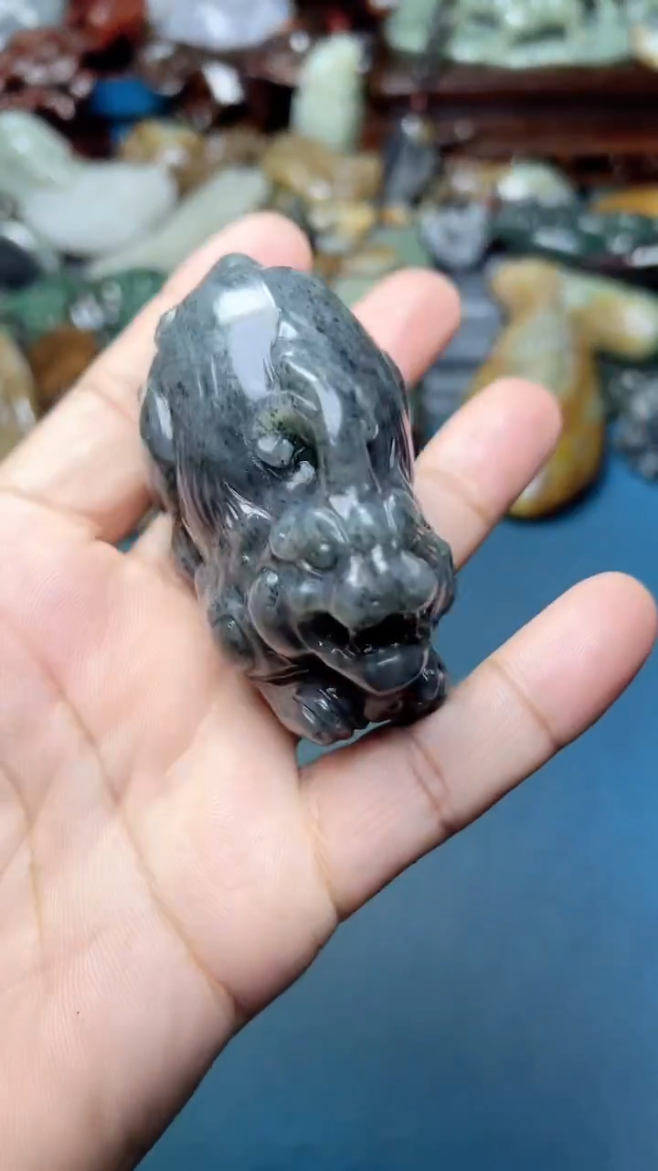 未镶嵌和田玉把件-