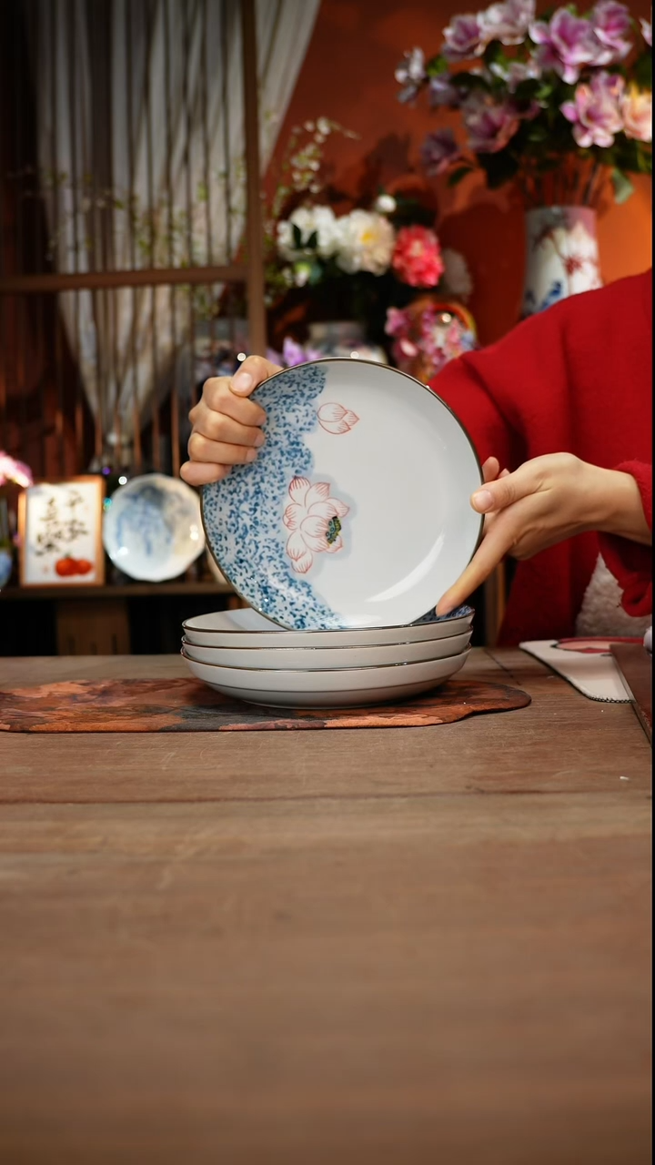 当代高温釉下彩手绘陶瓷餐具