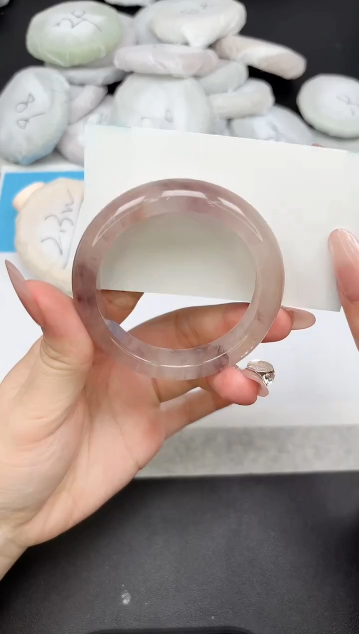 【闪购商品】石英质玉手镯未镶嵌272-50