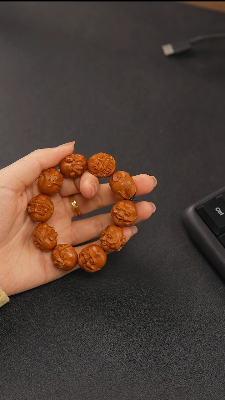 吊坠橄榄核十八罗汉1.9