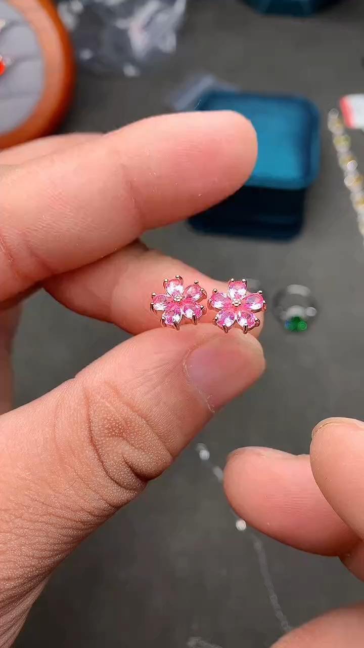 【闪购商品】彩色蓝宝石耳饰银S925镶嵌·····