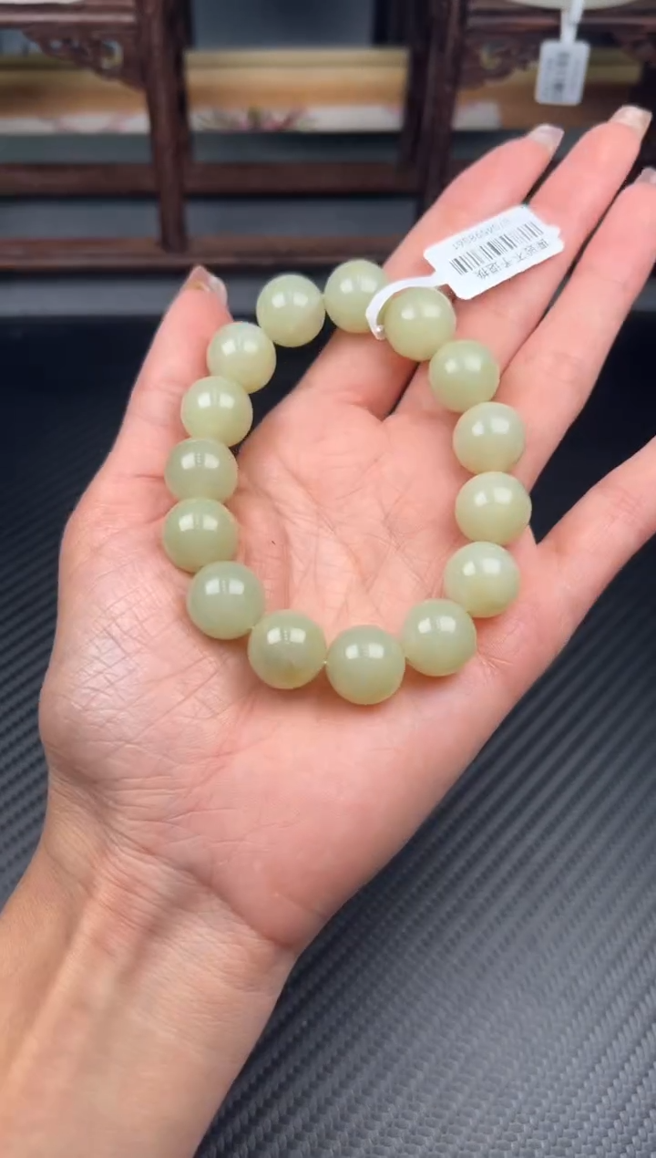 未镶嵌手串和田玉若羌微色差卡14m