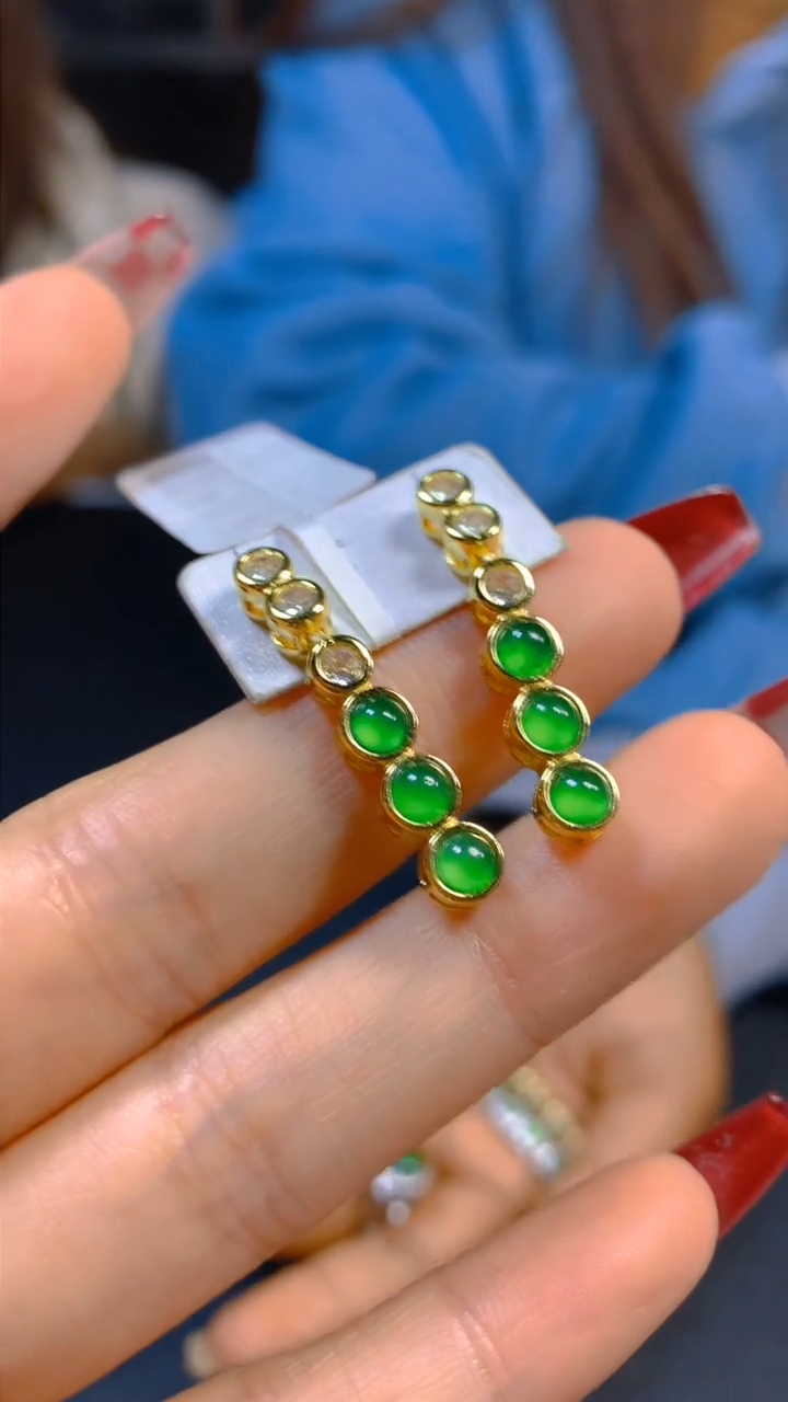 【闪购商品】翡翠耳饰未镶嵌0514926811多样性发一