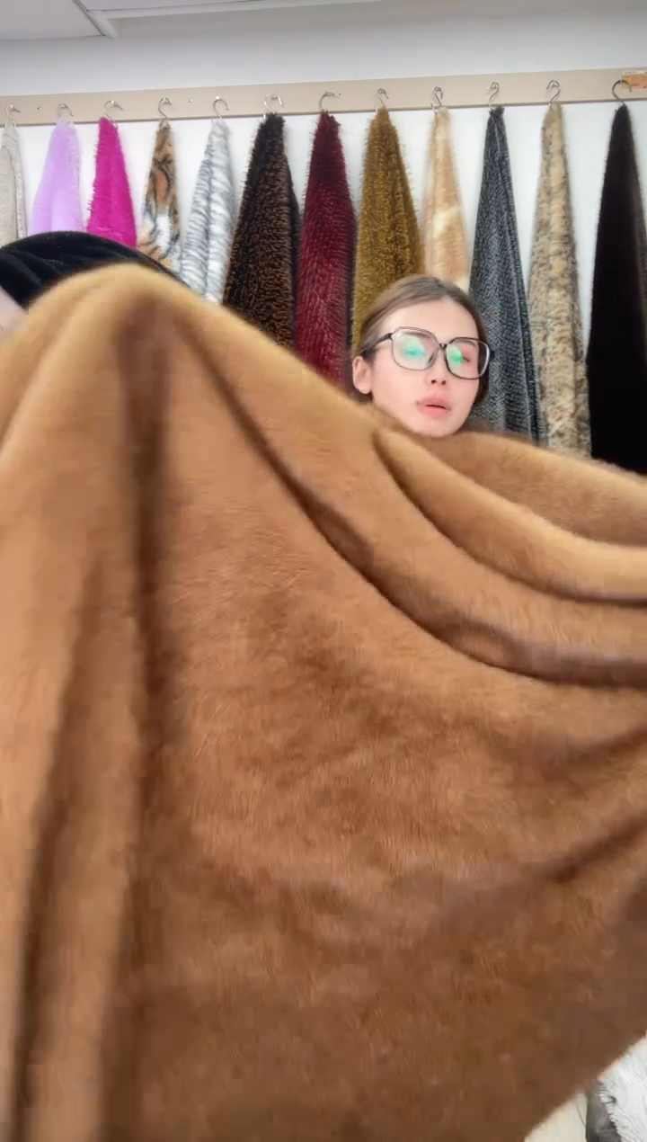 狐狸毛A75尺寸1.9*2