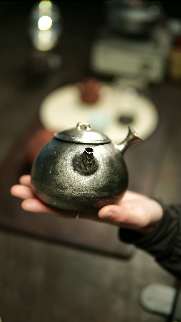 【闪购商品】松风陶泥银彩侧把煮水壶