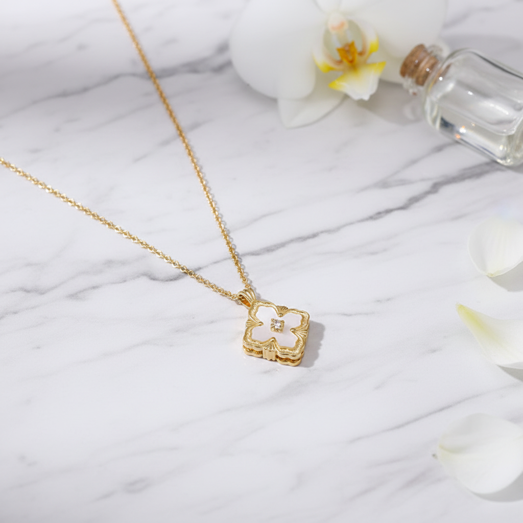 铜合金项链 拉丝四叶草白贝母项链铜合金  气质轻奢