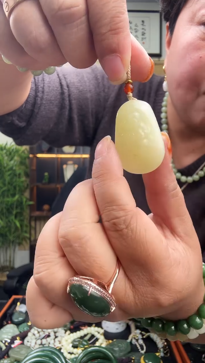 颈饰未镶嵌和田玉多样性发一  21