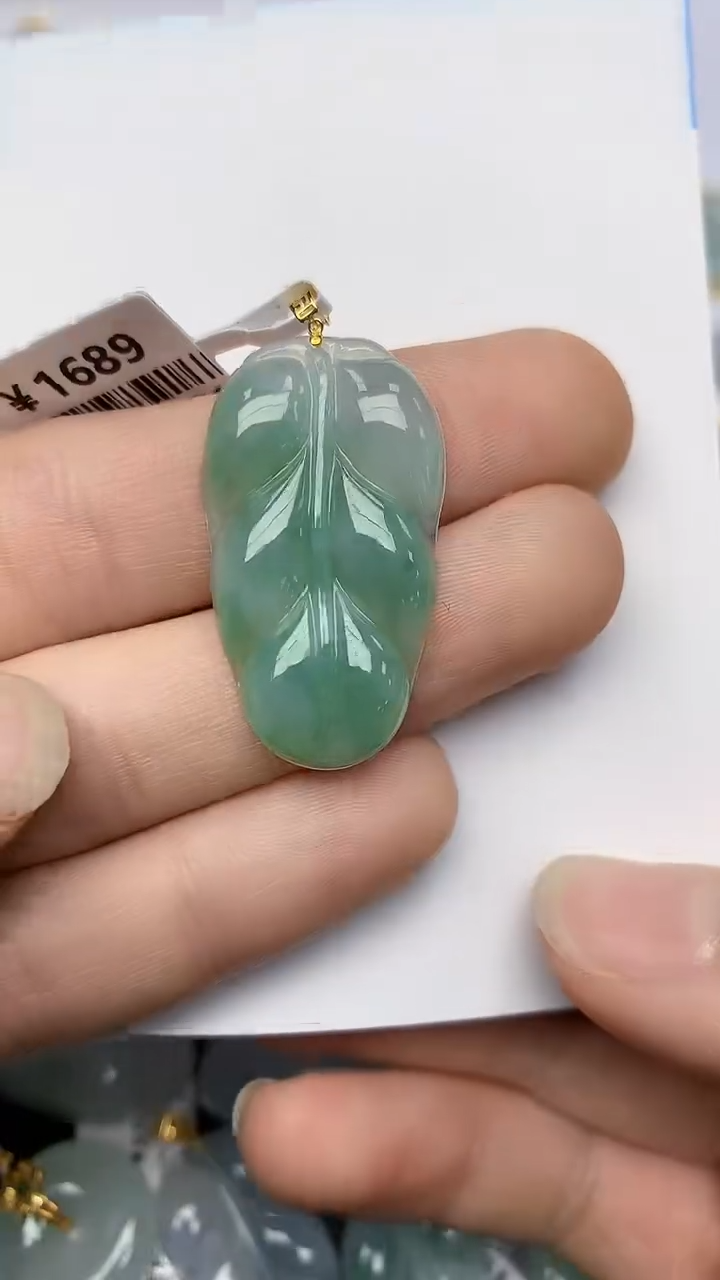 【闪购商品】翡翠颈饰18K金镶嵌天然翡翠a货