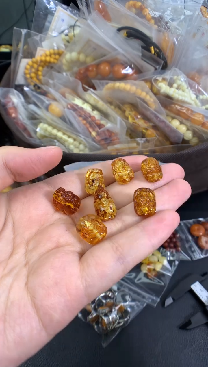 琥珀未镶嵌珠宝奇石多样性发一件