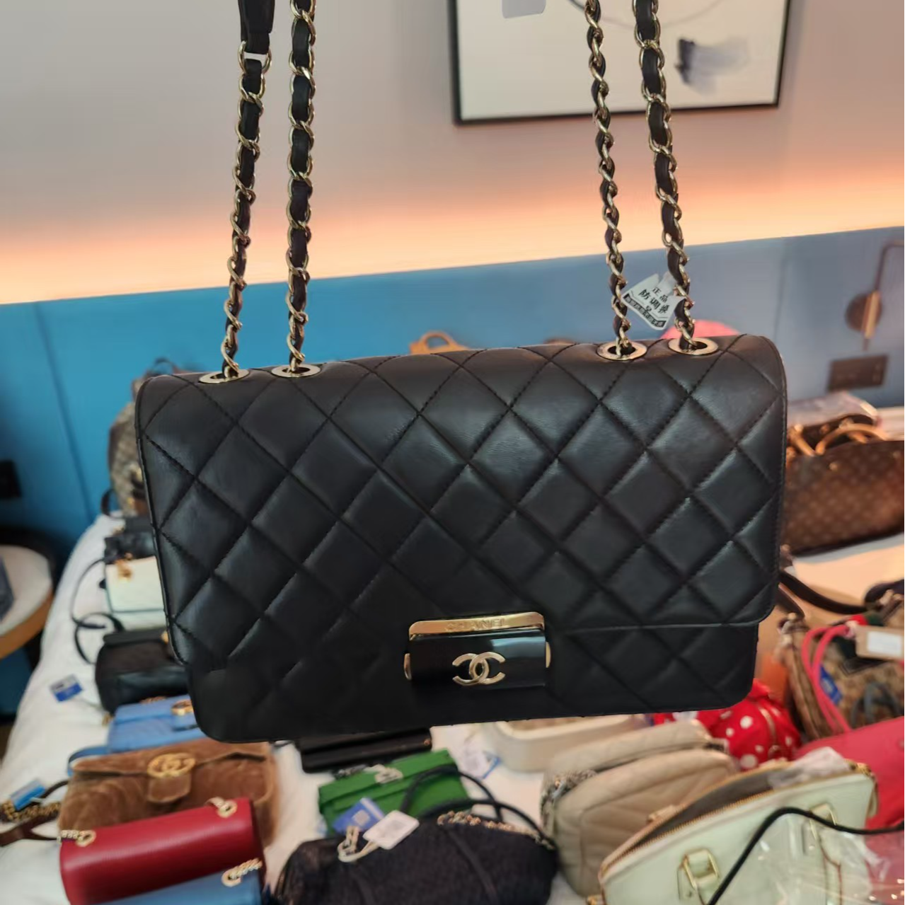 99新 Chanel/香奈儿 黑金珐琅链条盒子包/云海包展放大漏