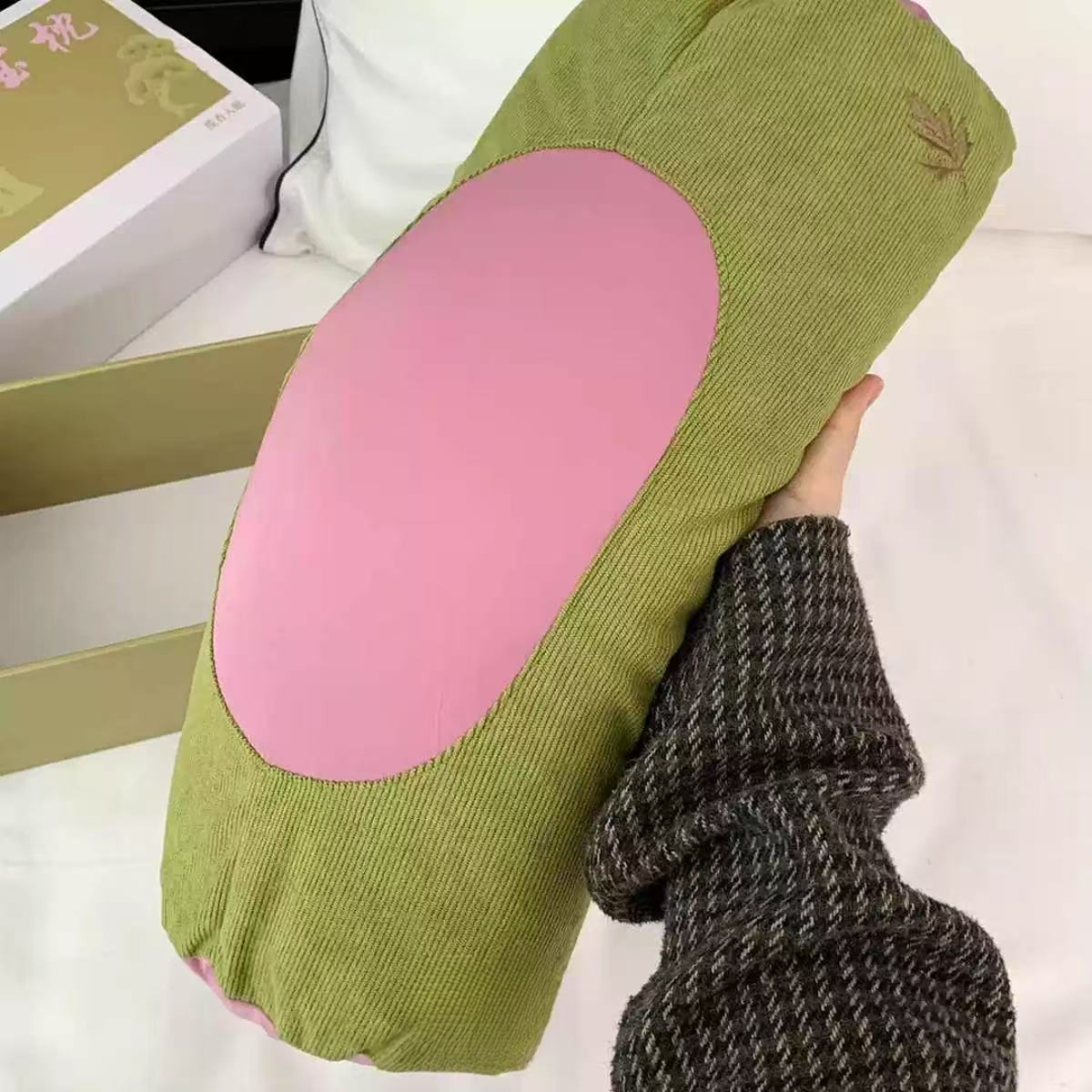 （虎）新款透气颈椎枕头