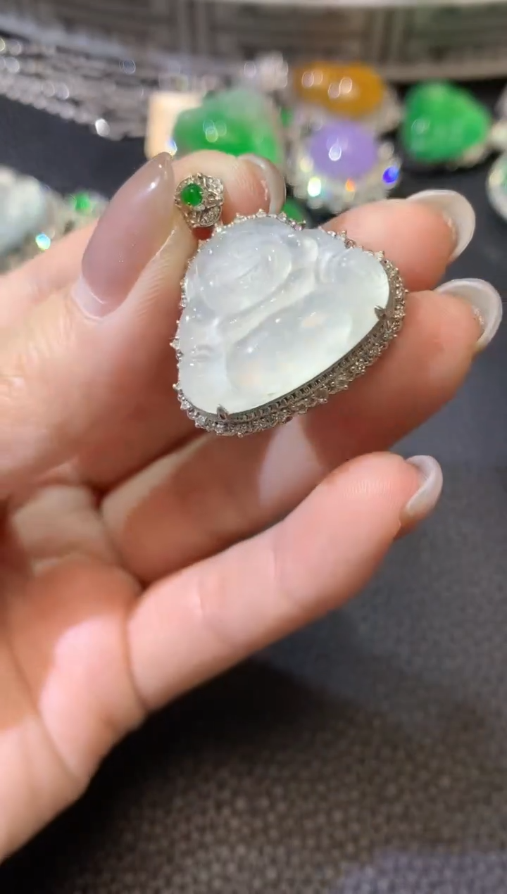 翡翠18K金镶嵌吊坠(不含链)A82翡翠