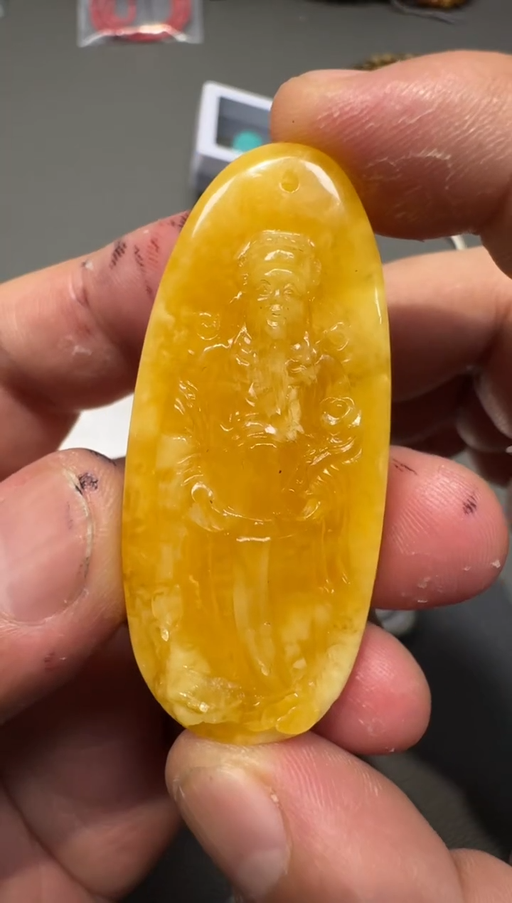 琥珀颈饰未镶嵌吊坠