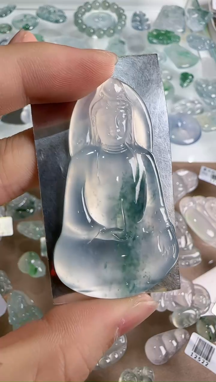 【闪购商品】翡翠吊坠(不含链)未镶嵌...