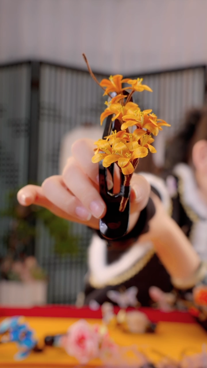 刺绣西****发非遗苏绣手工饰品