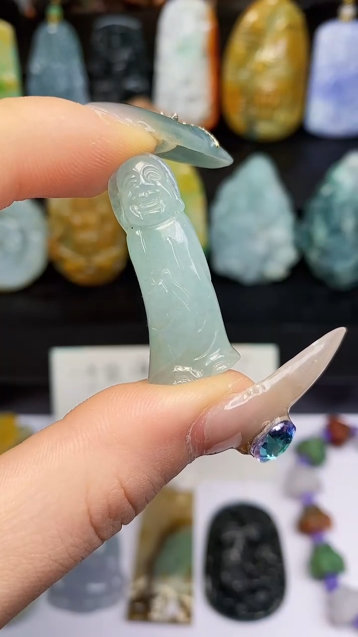 【闪购商品】翡翠颈饰未镶嵌A货翡翠