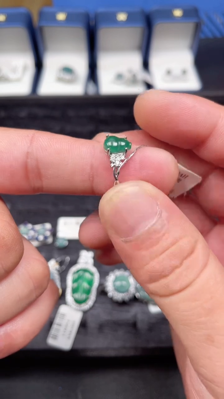 翡翠合金颈饰纯天然翡翠A货冰种葫芦女士耳钉