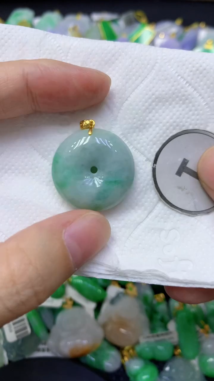 颈饰未镶嵌翡翠天然缅甸翡翠A货