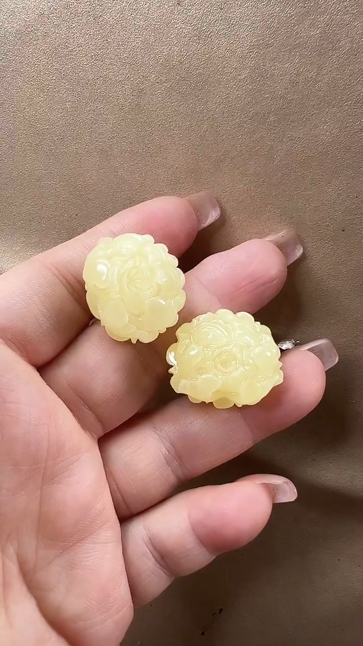 琥珀颈饰未镶嵌耳环