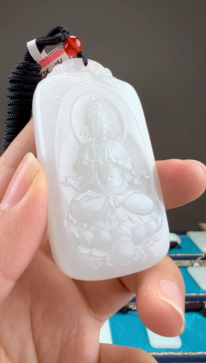 【闪购商品】和田玉颈饰未镶嵌1