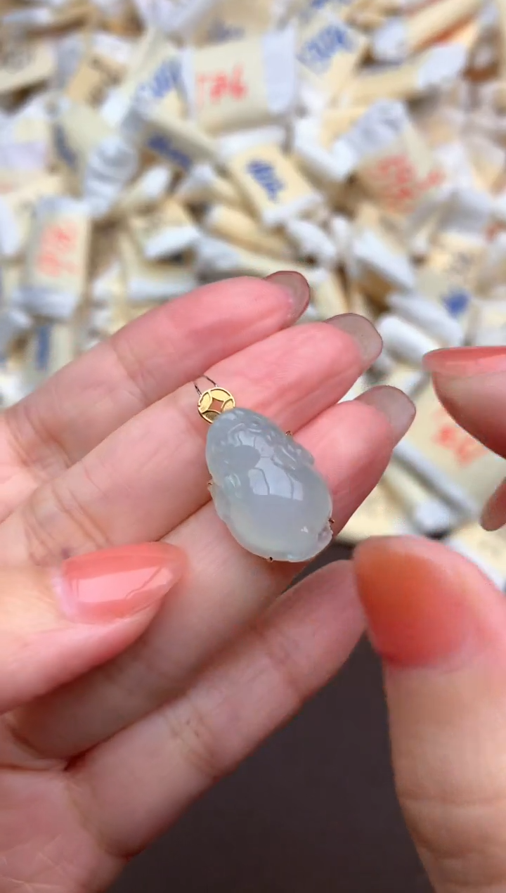 【闪购商品】翡翠挂件18K金镶嵌一