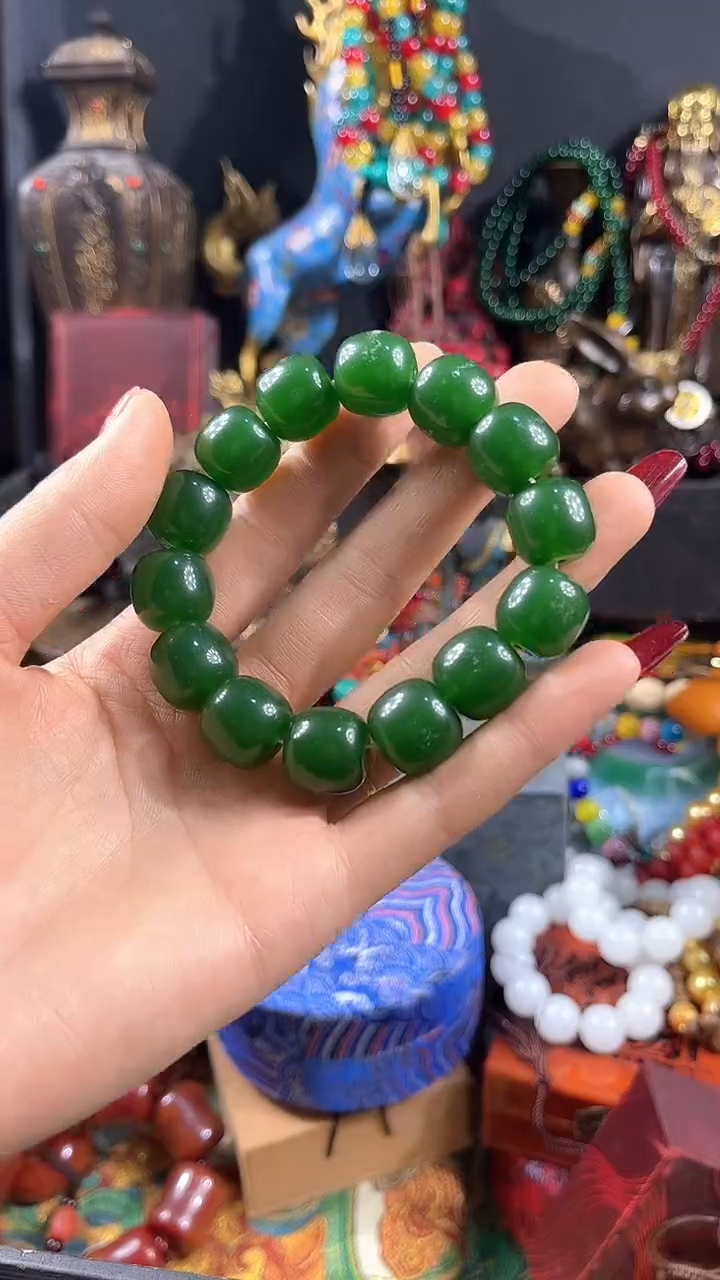 【闪购商品】和田玉手串未镶嵌【闪购商品】和田玉椭圆手串