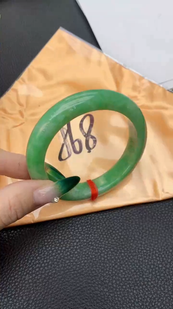 【闪购商品】翡翠手镯未镶嵌0968005185