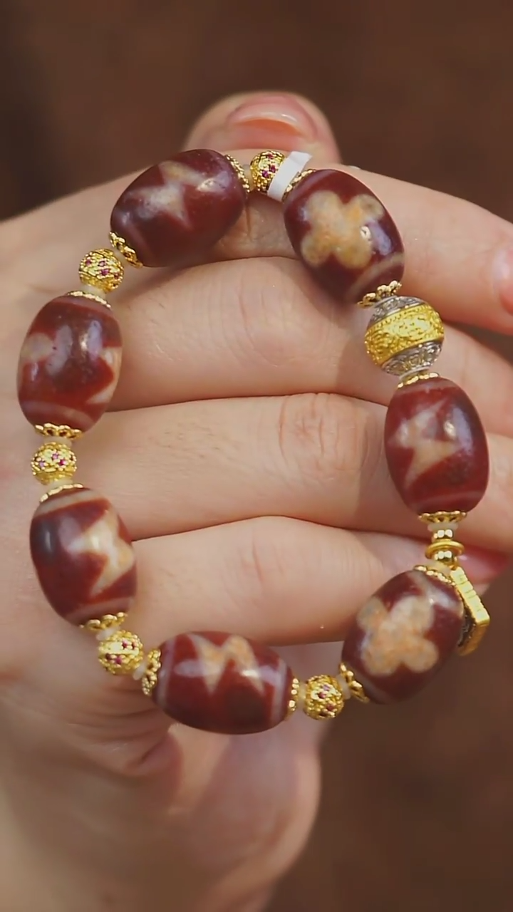 【闪购商品】玛瑙/玉髓手串未镶嵌多样性发其一