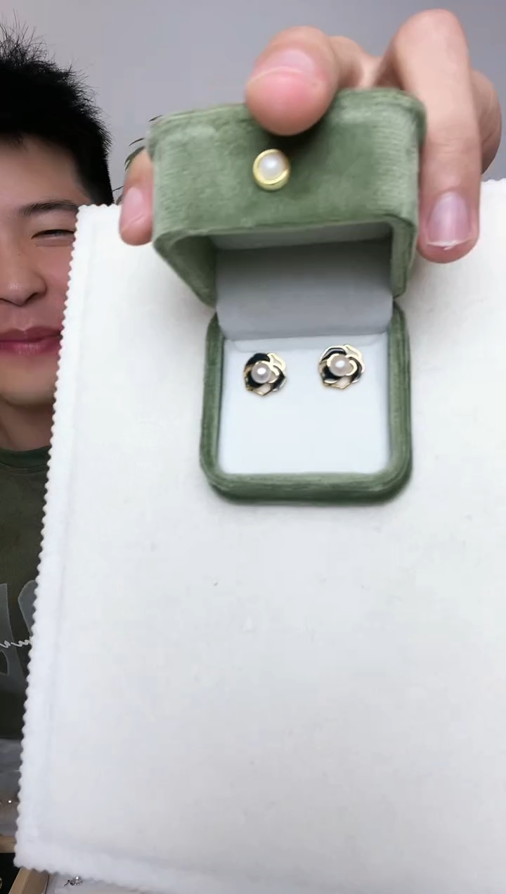 【闪购商品】淡水珍珠耳饰未镶嵌山茶花耳钉