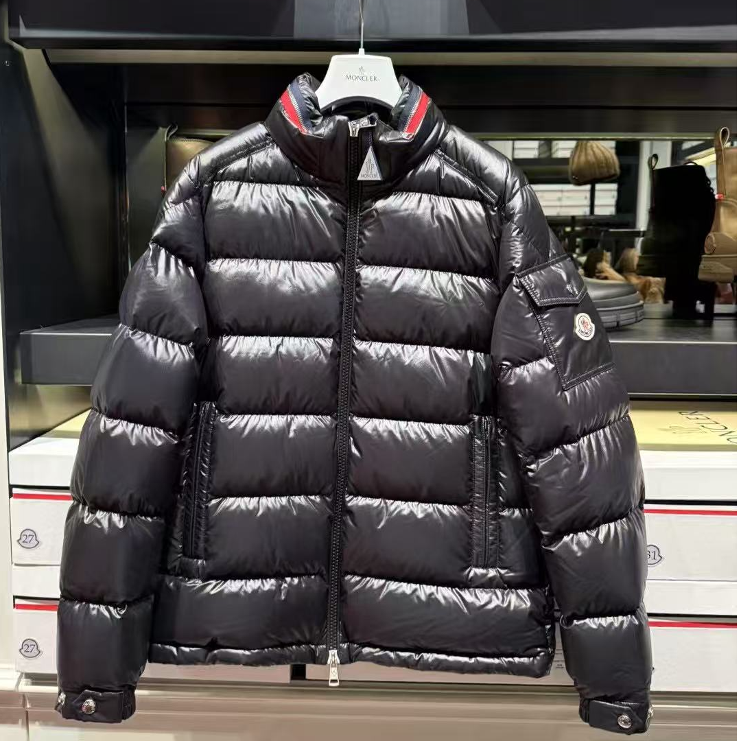 未使用 MONCLER 蒙口/六六/bourne 男款黑色经典爆款羽绒服