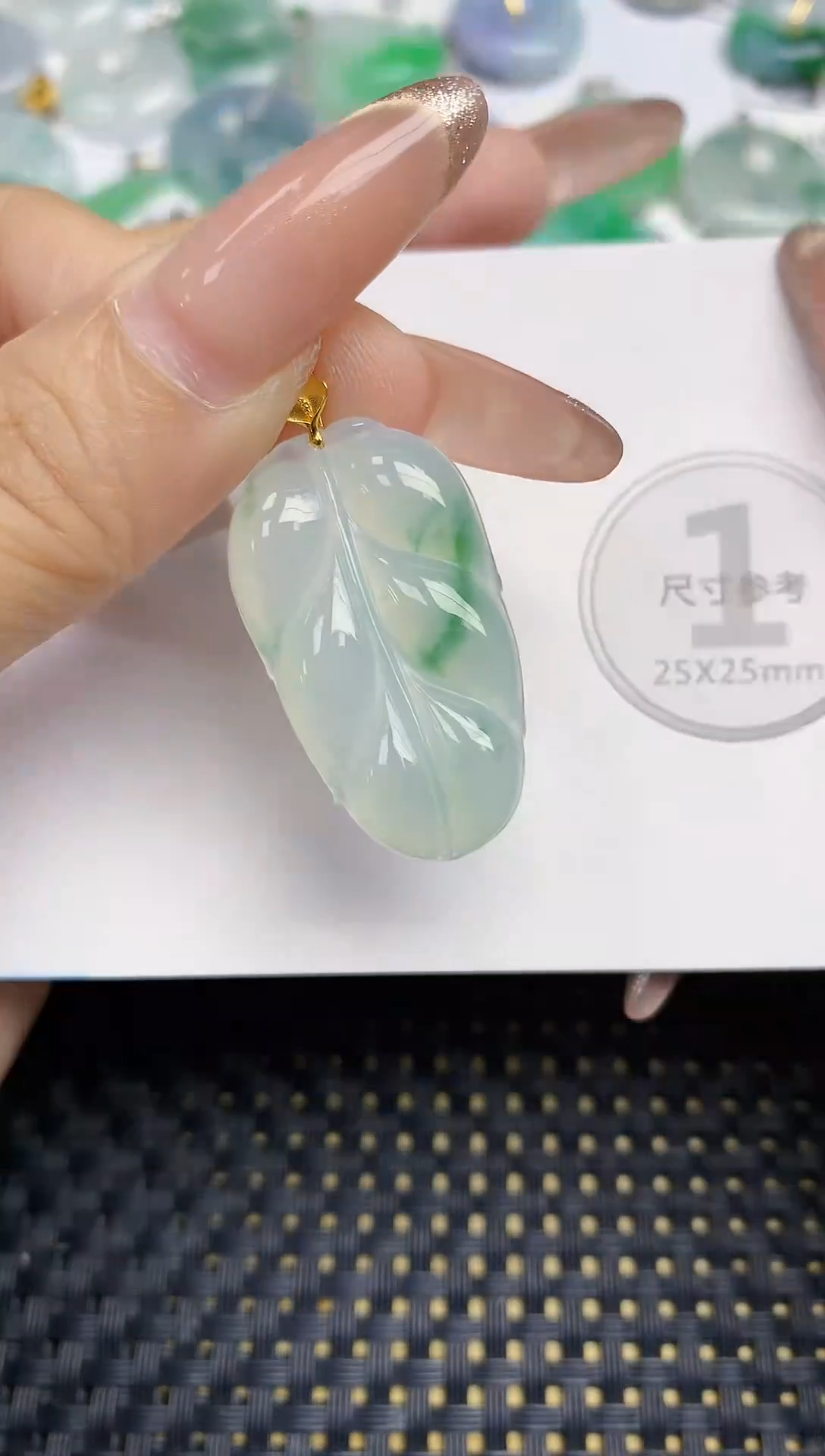 颈饰18K金镶嵌翡翠天然缅甸A货翡翠百元以上9元证书费自理