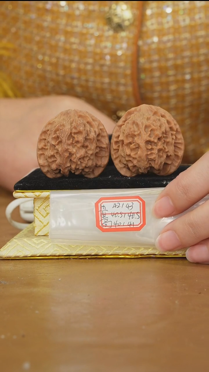 把件文玩核桃苹果园