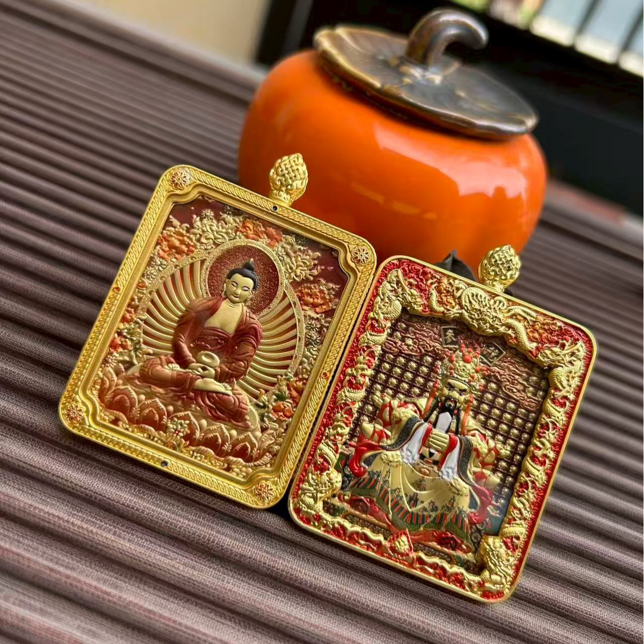 《羽然藏传》新款五爷龙柱FZ02八大守护立体唐卡福牌，鎏金镀K金工艺